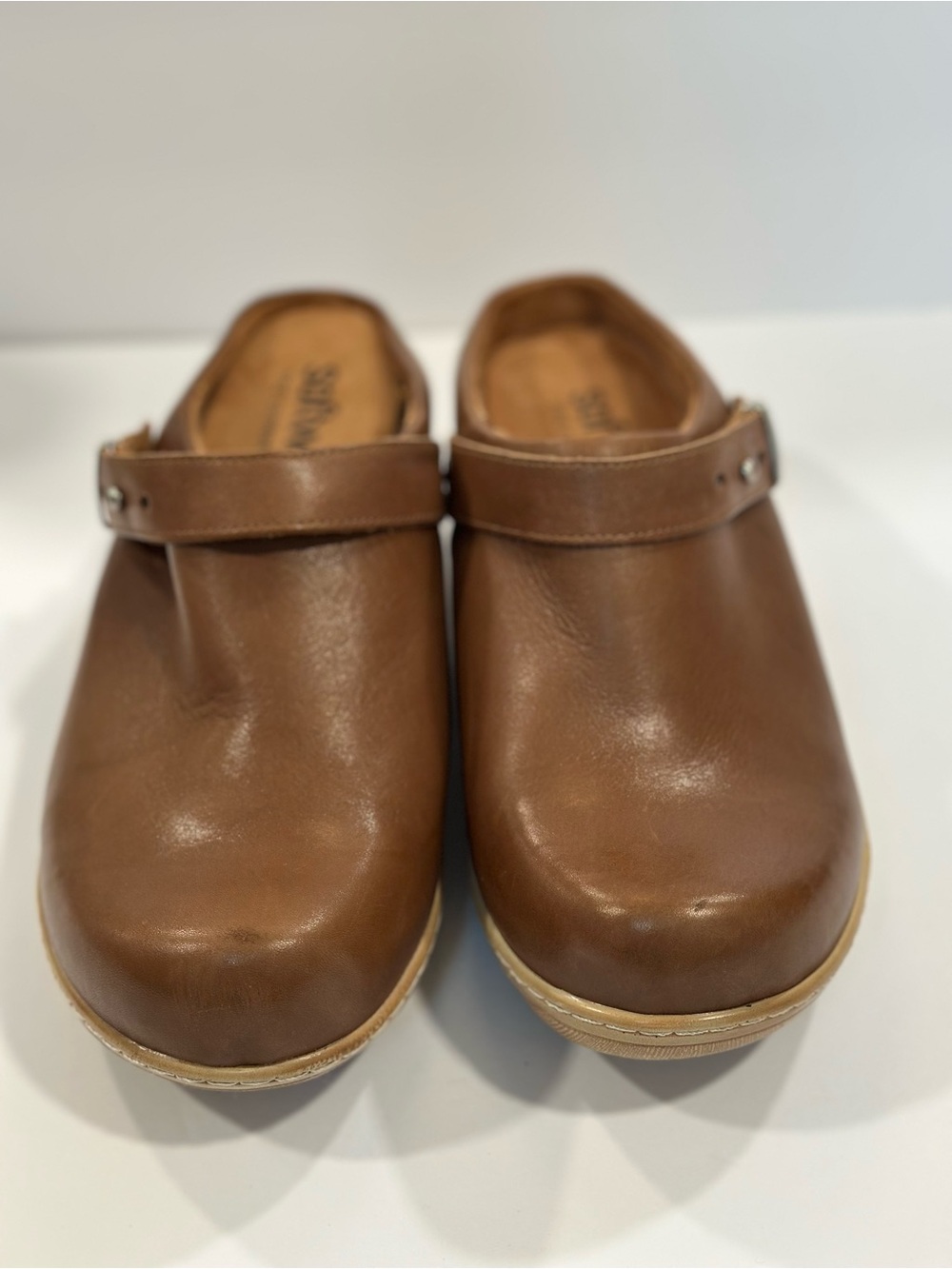 SoftWalk Brown Leather Comfort Clogs Women’s Size 9.5 Wide Slip On Casual Shoes